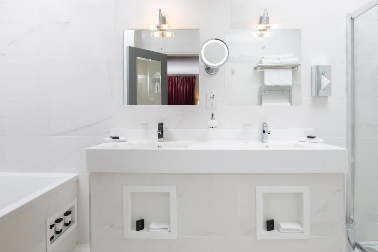 Отель Hampton Hotel Дублин